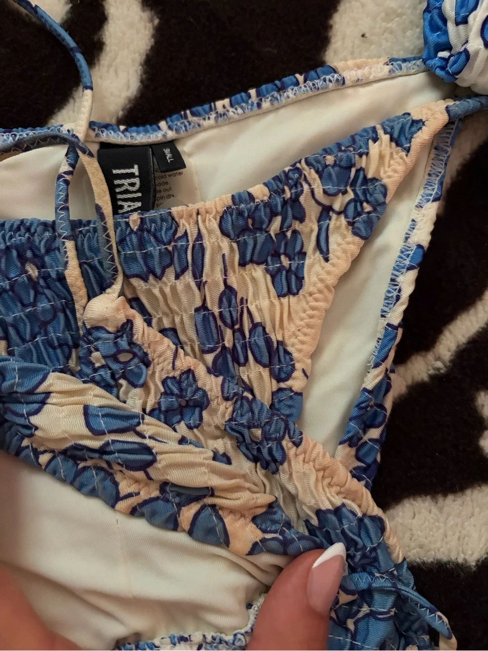 triangl swimwear Blue and White Floral Triangle Bikini